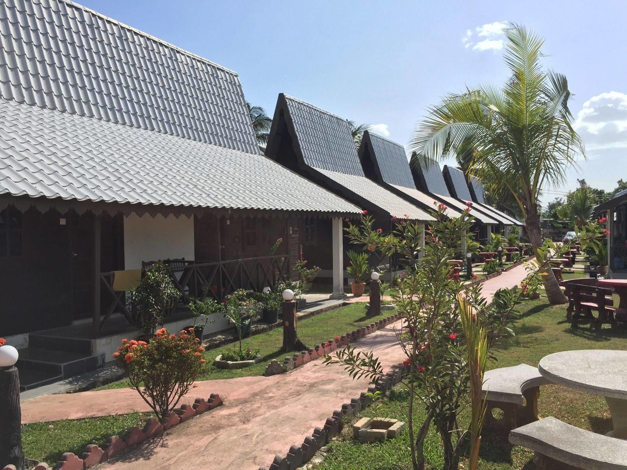 פנתאי צנאנג Rasa Senang Villa -Islam Guest Only מראה חיצוני תמונה